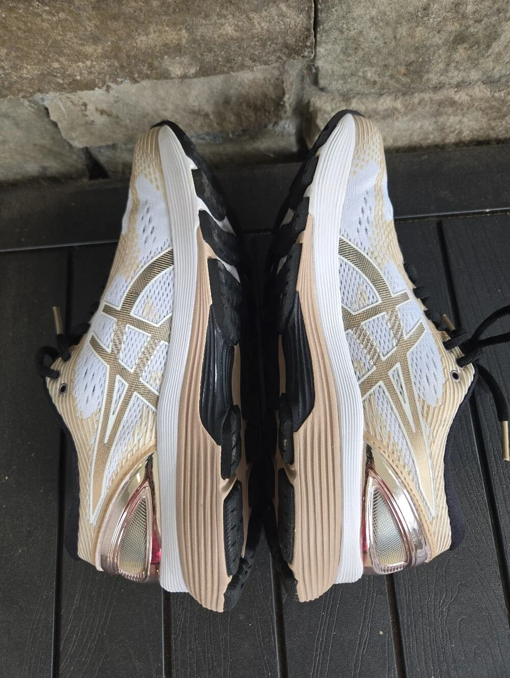 ASICS Gel Nimbus 21 Rose Gold/White Women’s Size 6.5 1012A608 GUC